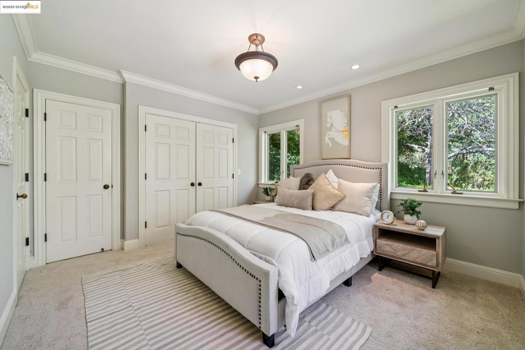 BURTON VALLEY - Residential