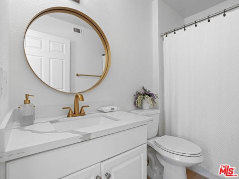 Tiny photo for 21520 Burbank Boulevard #112, Woodland Hills, CA 91367 (MLS # 26661309)