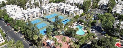 Tiny photo for 21520 Burbank Boulevard #112, Woodland Hills, CA 91367 (MLS # 26661309)