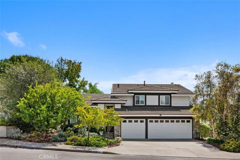 Photo of 21674 Calle Alcazar, Yorba Linda, CA 92887 (MLS # PW26210986)