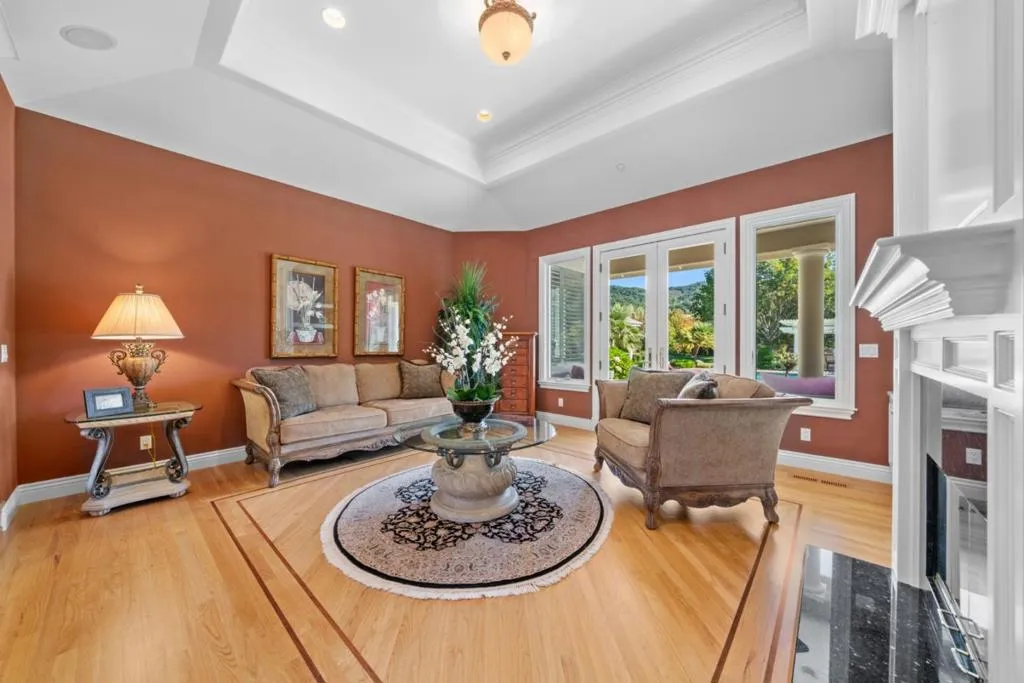 Gilroy, California 95020, United States, 4 Bedrooms Bedrooms, ,4 BathroomsBathrooms,Residential,Active,150613