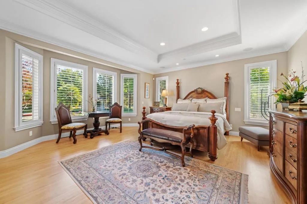 Gilroy, California 95020, United States, 4 Bedrooms Bedrooms, ,4 BathroomsBathrooms,Residential,Active,150613