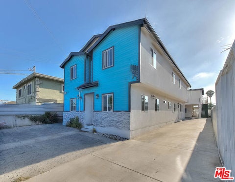 Photo of 11031 S Burin Avenue, Inglewood, CA 90304 (MLS # 26859973)