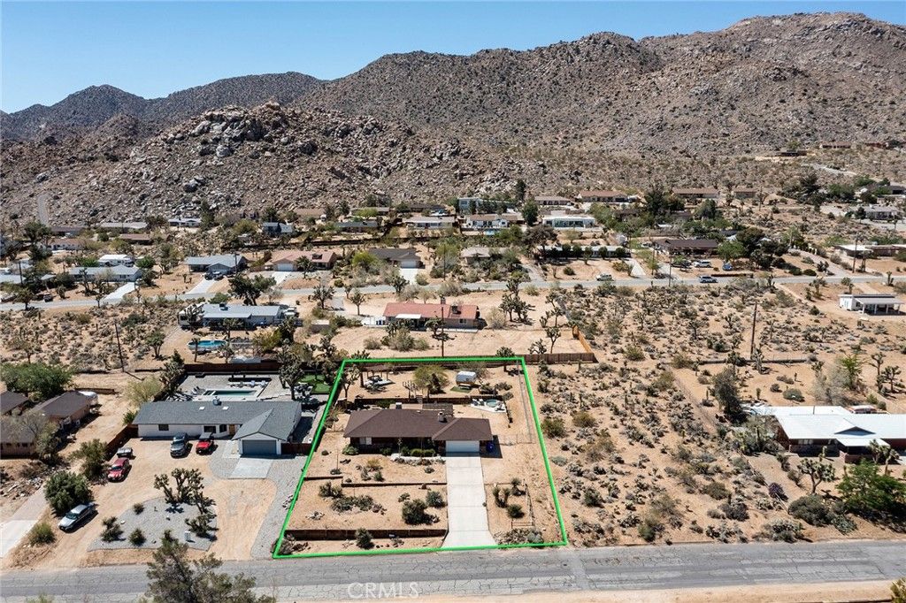 Photo of 61029 Navajo Trl, Joshua Tree, CA 92252 (MLS # JT25222720)