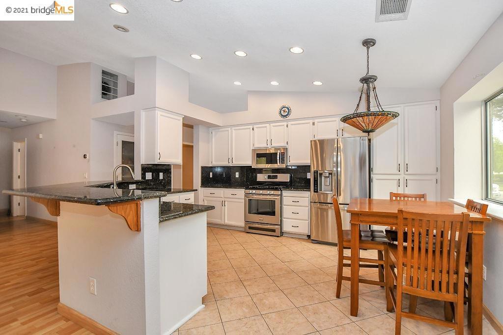 OAKLEY - Residential