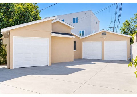 Photo of 1251 W 36th St #1267, Los Angeles, CA 90007 (MLS # DW26208564)