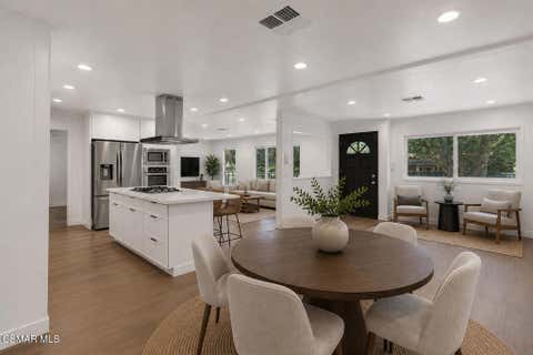 Photo of 76 Little John Lane, Westlake Village, CA 91361 (MLS # 226003762)