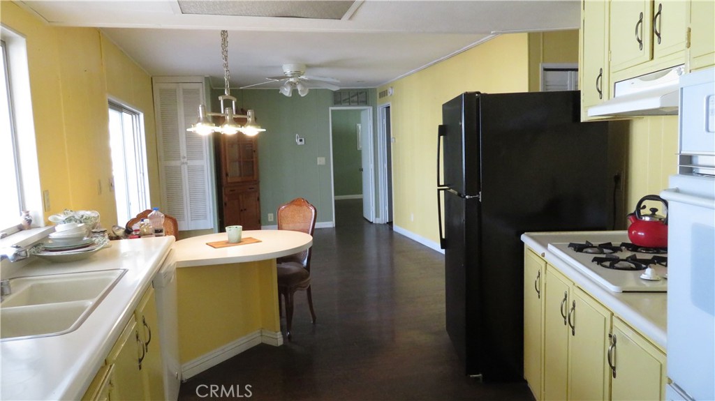 3732 W Lake Wood 137