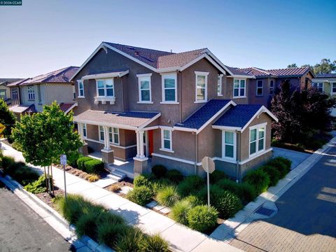 Photo of 1879 Orfanos Ranch Dr DR, Brentwood, CA 94513 (MLS # 41135843)