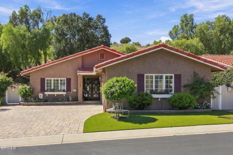 Photo of 1085 Paquita Street, Camarillo, CA 93012 (MLS # V1-38744)