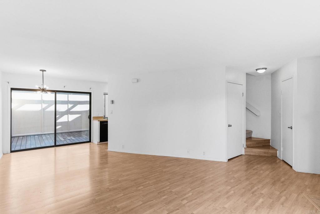 8427 Via Mallorca 115