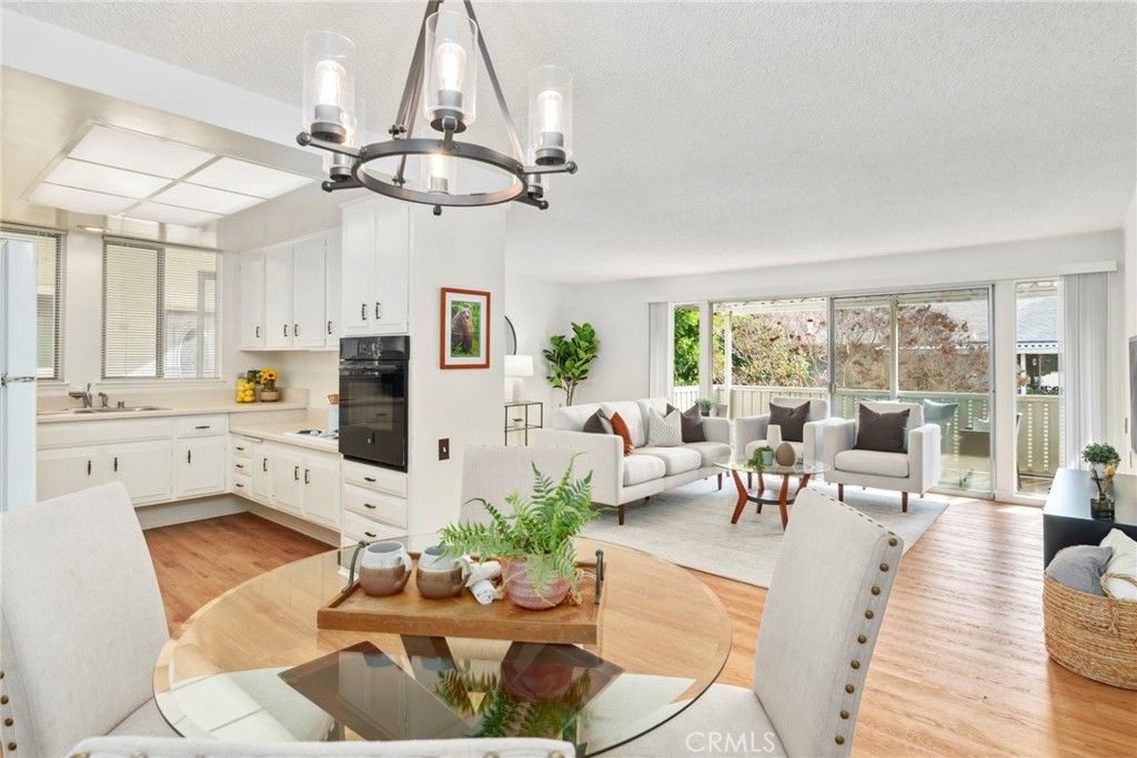 listing image 130727140423884814577