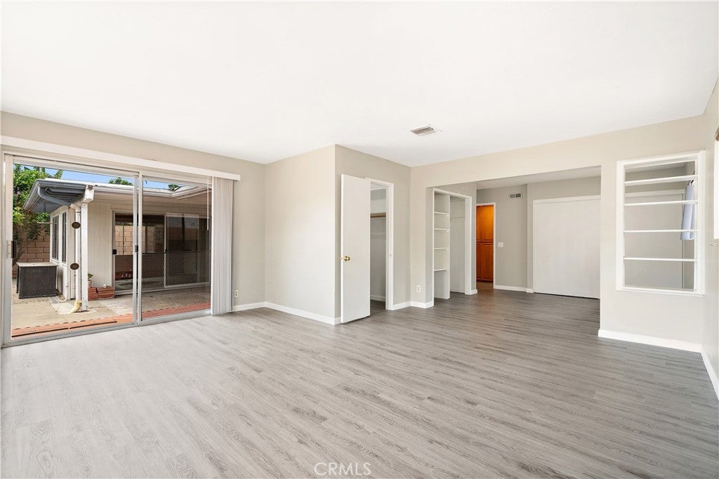 19532 Independence Lane