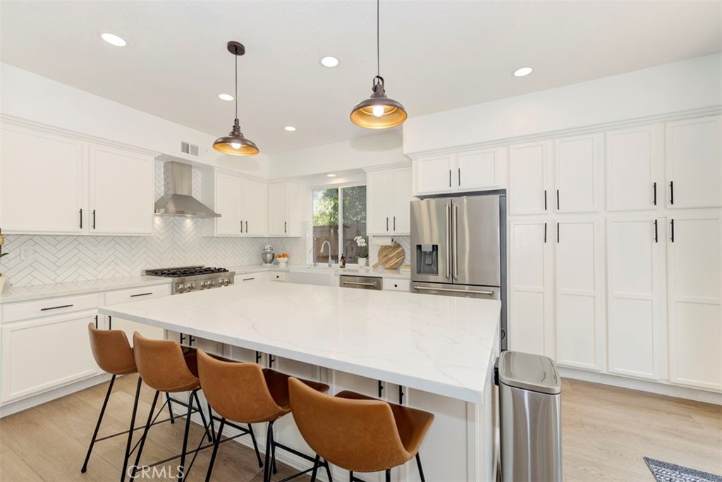 11 Lark Drive