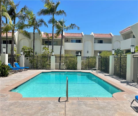 Photo of 415 2nd ST, Hermosa Beach, CA 90254 (MLS # SB26174873)