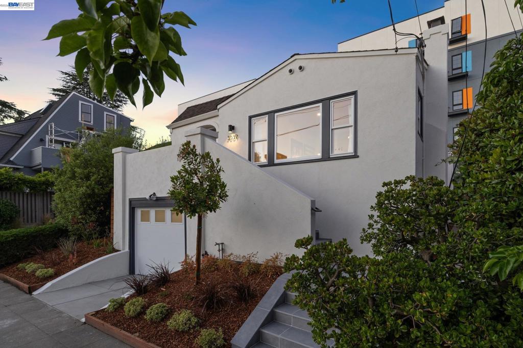 3039 HALCYON COURT Ct