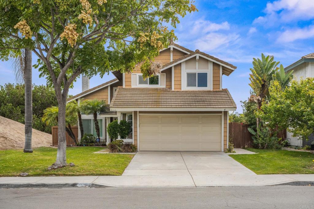 Don't miss out on this move-in ready 3 bedroom / 2.5 bathroom home in Rancho Del Oro, with close proximity to Palisades Park and McAuliffe Elementary School! Two stories, separate living room and family room, high ceilings, hardwood flooring downstairs, spacious kitchen with granite counters and stainless appliances, air conditioning, dual paned windows, two-car garage, and a nice fenced backyard with built-in BBQ area.