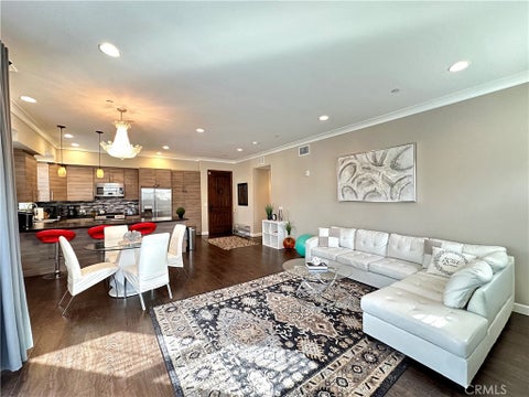 Photo of 342 Myrtle ST #201, Glendale, CA 91203 (MLS # PW26209234)