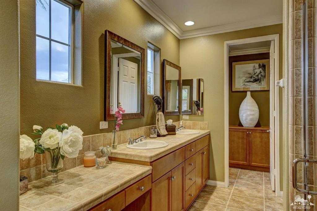 Santo Tomas - Residential