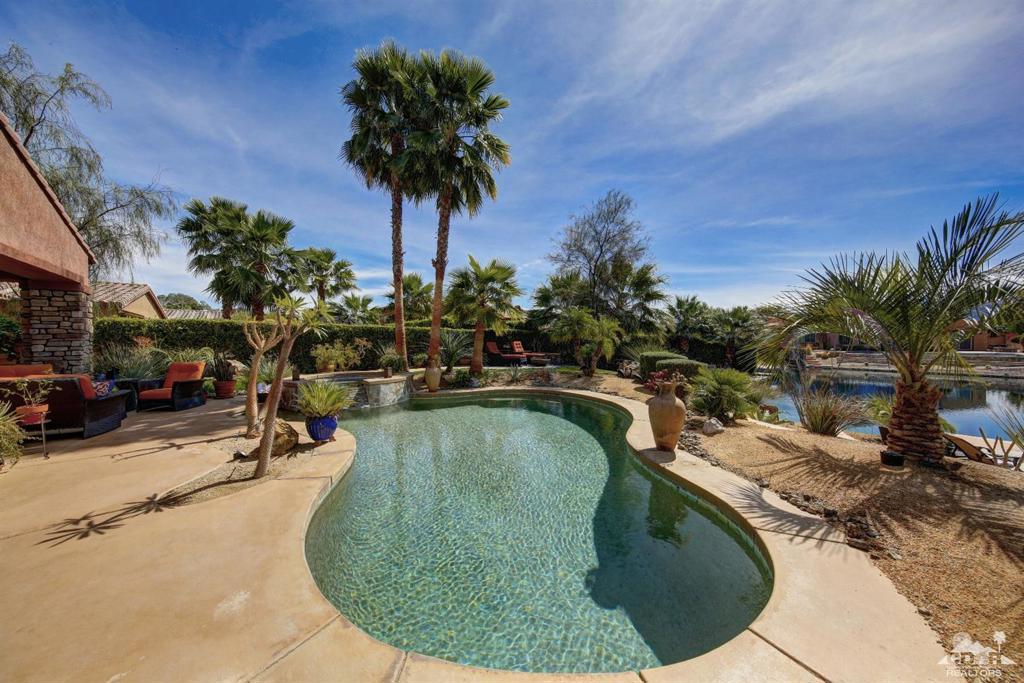 Santo Tomas - Residential