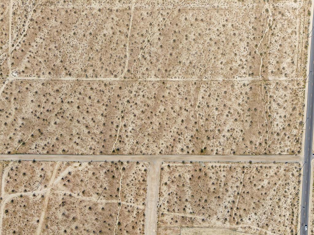 6 Long Canyon Road