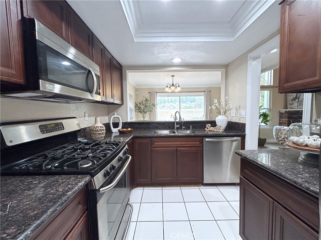 555 Canyon Hill Road