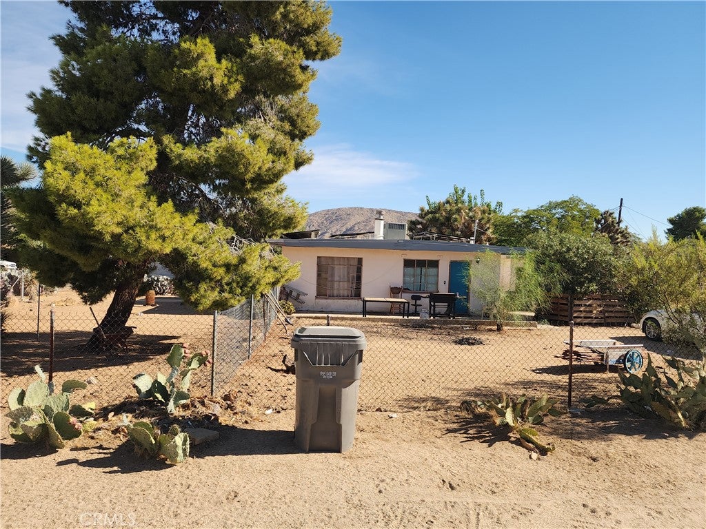 7791 Mariposa Trail