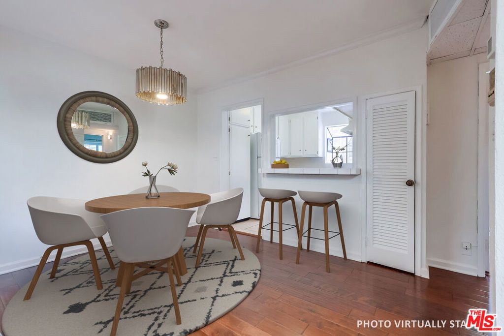 Photo of 352 S Barrington Avenue #12, Los Angeles, CA 90049 (MLS # 25567689)