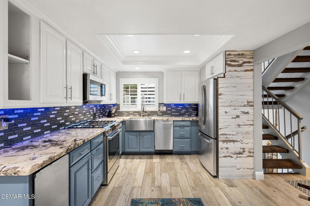 Westlake Bay-728 - 728 - Residential