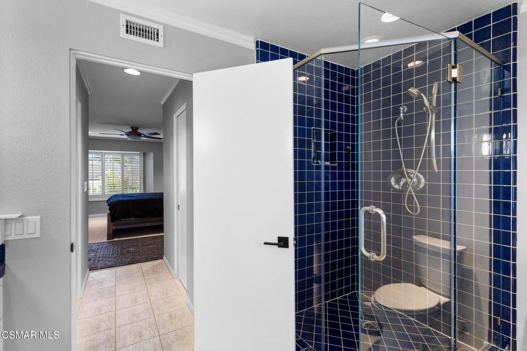 Westlake Bay-728 - 728 - Residential