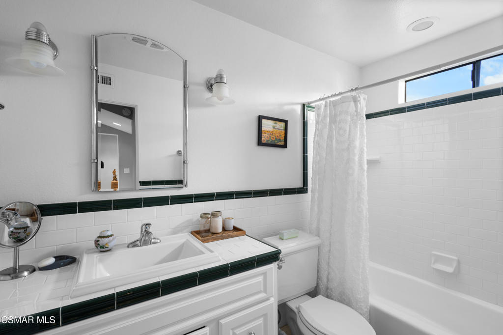 Westlake Bay-728 - 728 - Residential