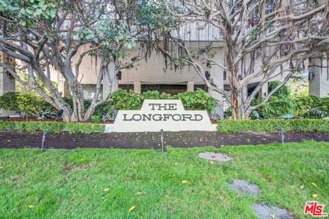 Photo of 10790 Wilshire Boulevard #404, Los Angeles, CA 90024 (MLS # 26875311)