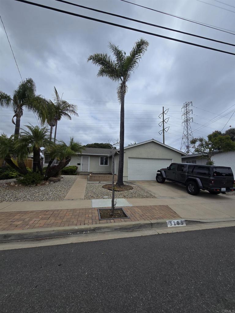 3183 Via Arcilla