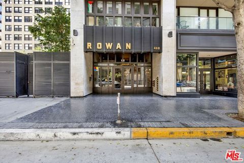 Photo of 460 S Spring Street #1110, Los Angeles, CA 90013 (MLS # 26838371)