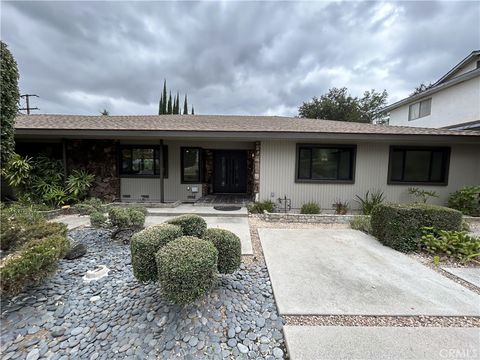 Photo of 569 N Barranca Avenue, Glendora, CA 91741 (MLS # CV26106063)