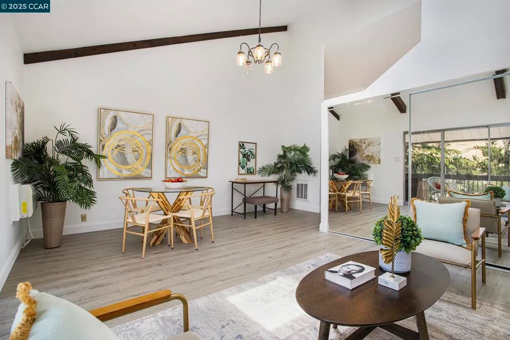 Moraga, California 94556, United States, 3 Bedrooms Bedrooms, ,2 BathroomsBathrooms,Residential,Active,151211