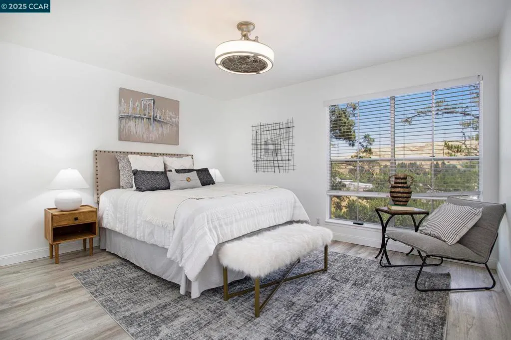 Moraga, California 94556, United States, 3 Bedrooms Bedrooms, ,2 BathroomsBathrooms,Residential,Active,151211