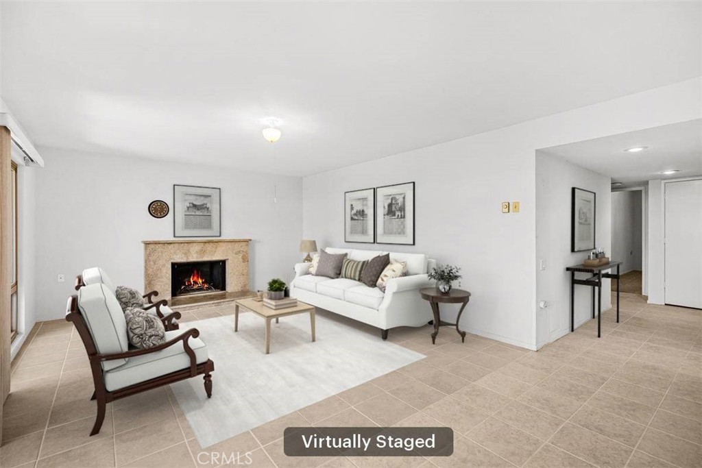 5490 Paseo Del Lago W C