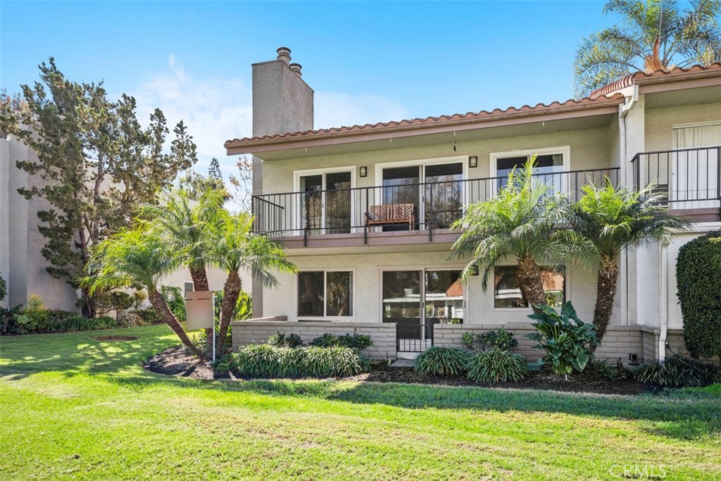 5490 Paseo Del Lago W C