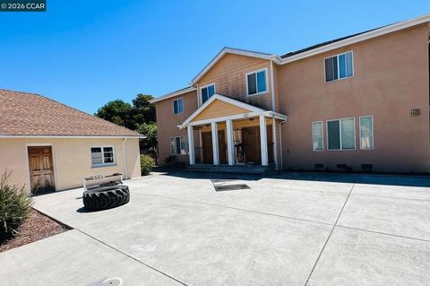 Photo of 2292 2292 W AVENUE 134TH Ave, San Leandro, CA 94577 (MLS # 41125798)