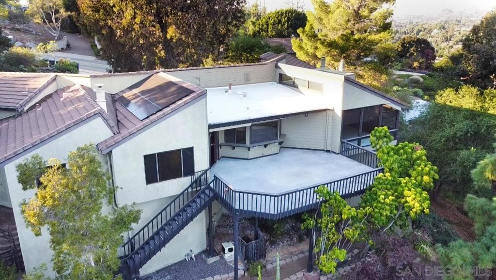 Photo of 1077 VISTA MADERA LANE Ln, El Cajon, CA 92019 (MLS # 250044826SD)