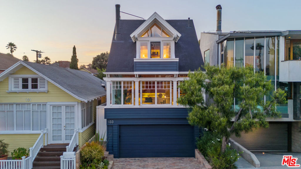 133 Ocean Park Boulevard