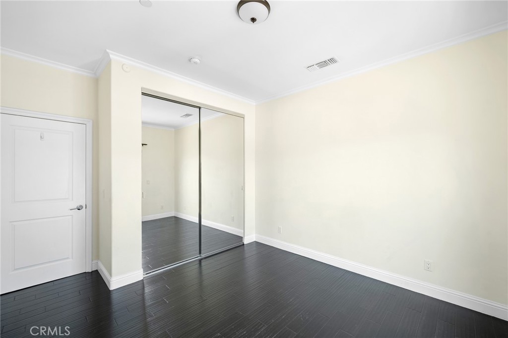 Not Applicable-105 - Residential Lease