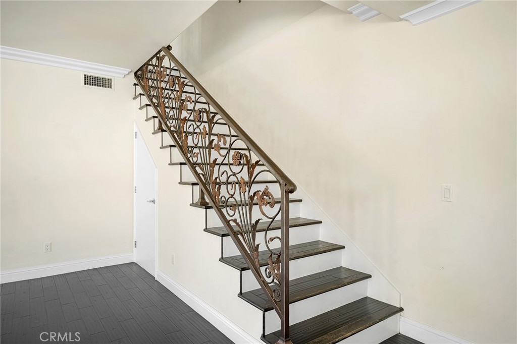 Not Applicable-105 - Residential Lease