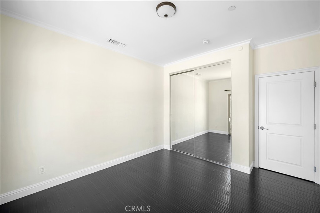 Not Applicable-105 - Residential Lease