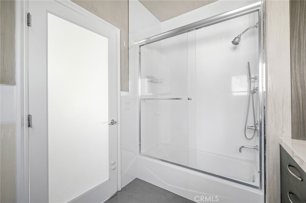 Not Applicable-105 - Residential Lease