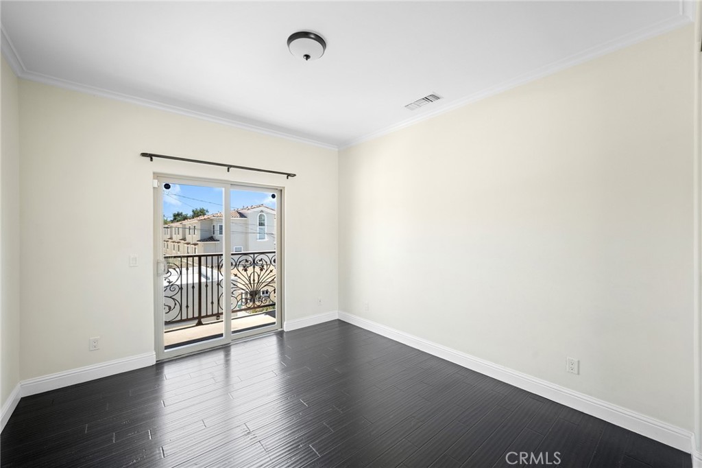 Not Applicable-105 - Residential Lease