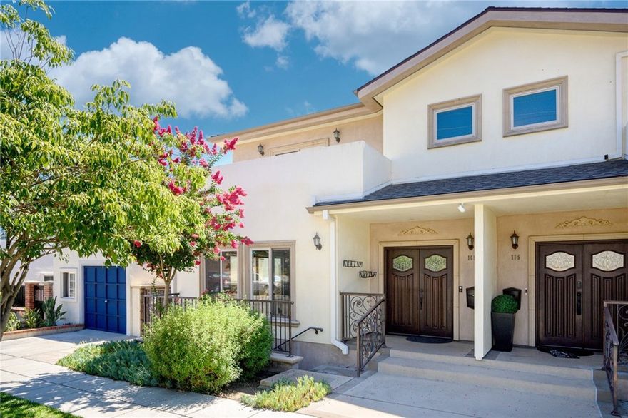 Luxury Townhouse * 2014 Built * 3 Bedrooms / 2.5 Bathrooms * 1,810sqft * Hardwood Floors * Recessed Lighting * Open Floor Plan * Large Living Room With Fireplace * Dining Room * Laundry Area * Central A/C & Heat * Balcony * 2 Car Spaces
