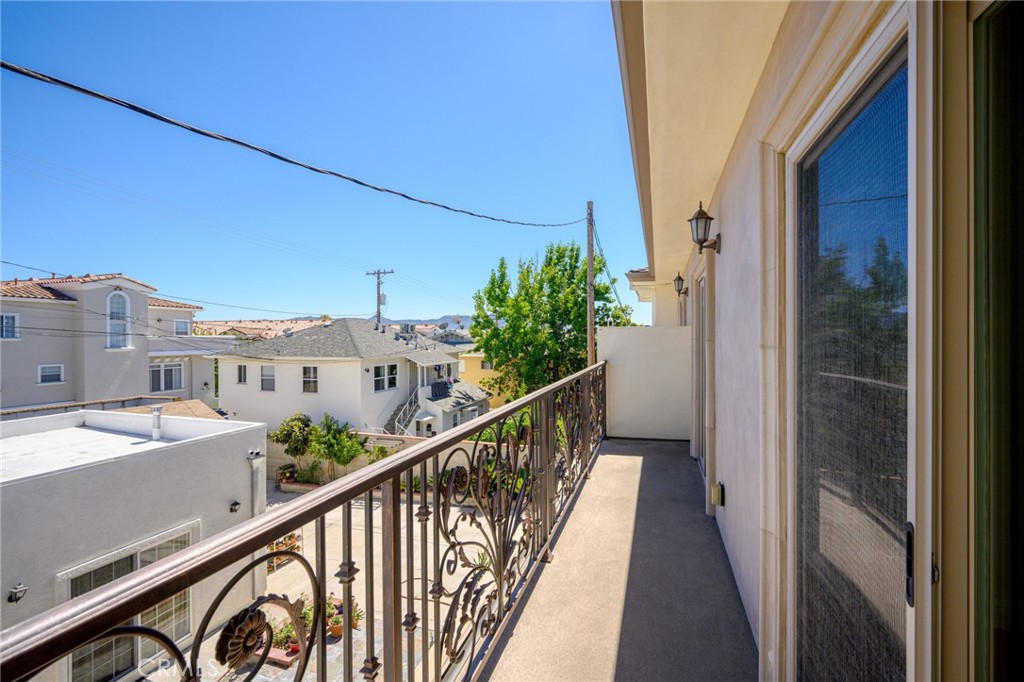 Not Applicable-105 - Residential Lease