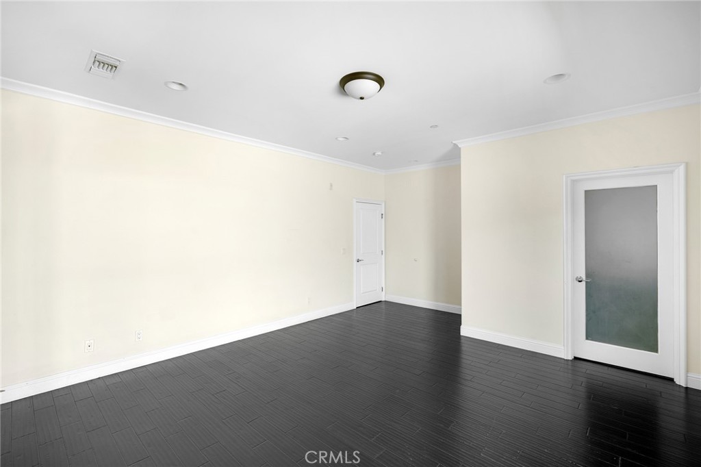 Not Applicable-105 - Residential Lease